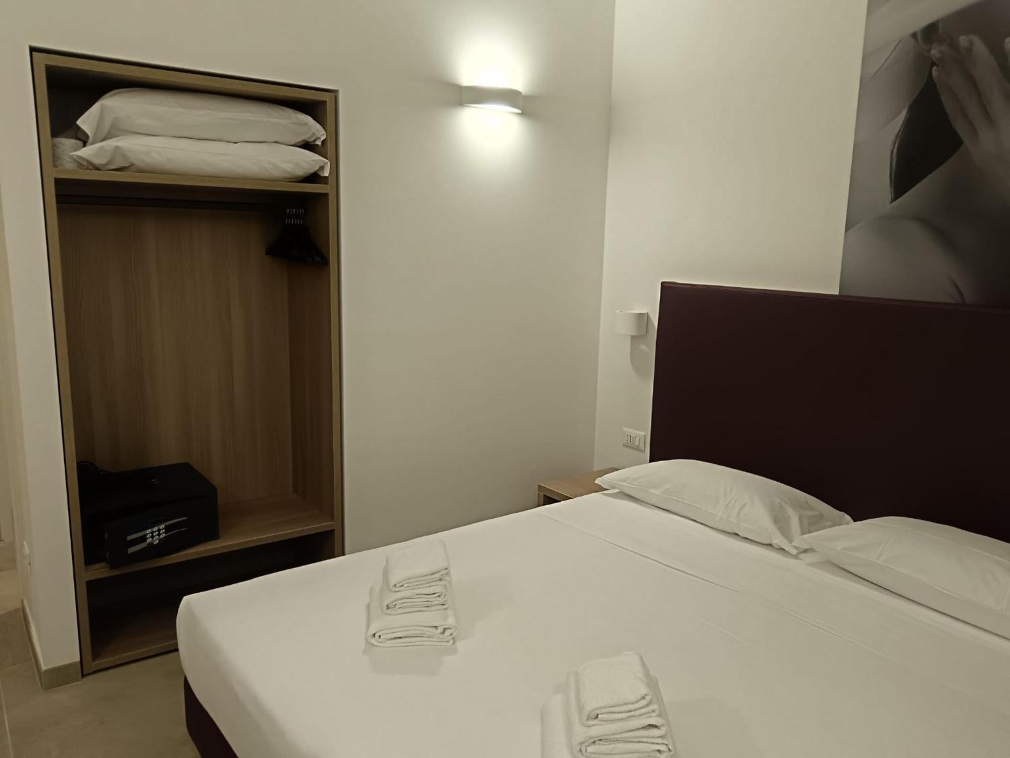 Bertiera Rooms Болоня Екстериор снимка